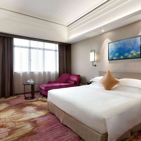 Ramada Foshan Hotel Εξωτερικό φωτογραφία