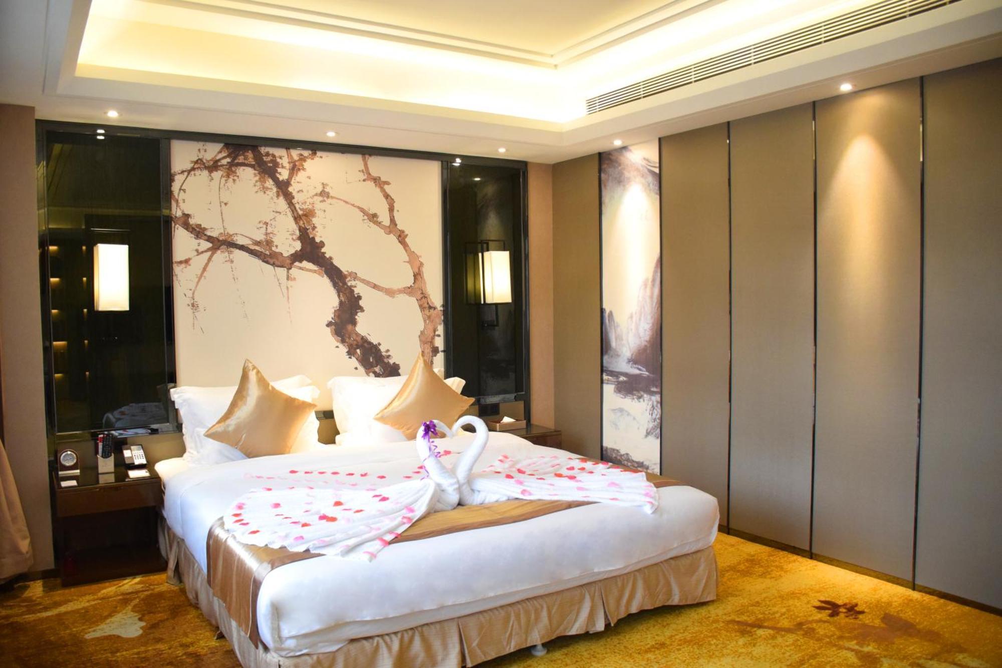 Ramada Foshan Hotel Εξωτερικό φωτογραφία