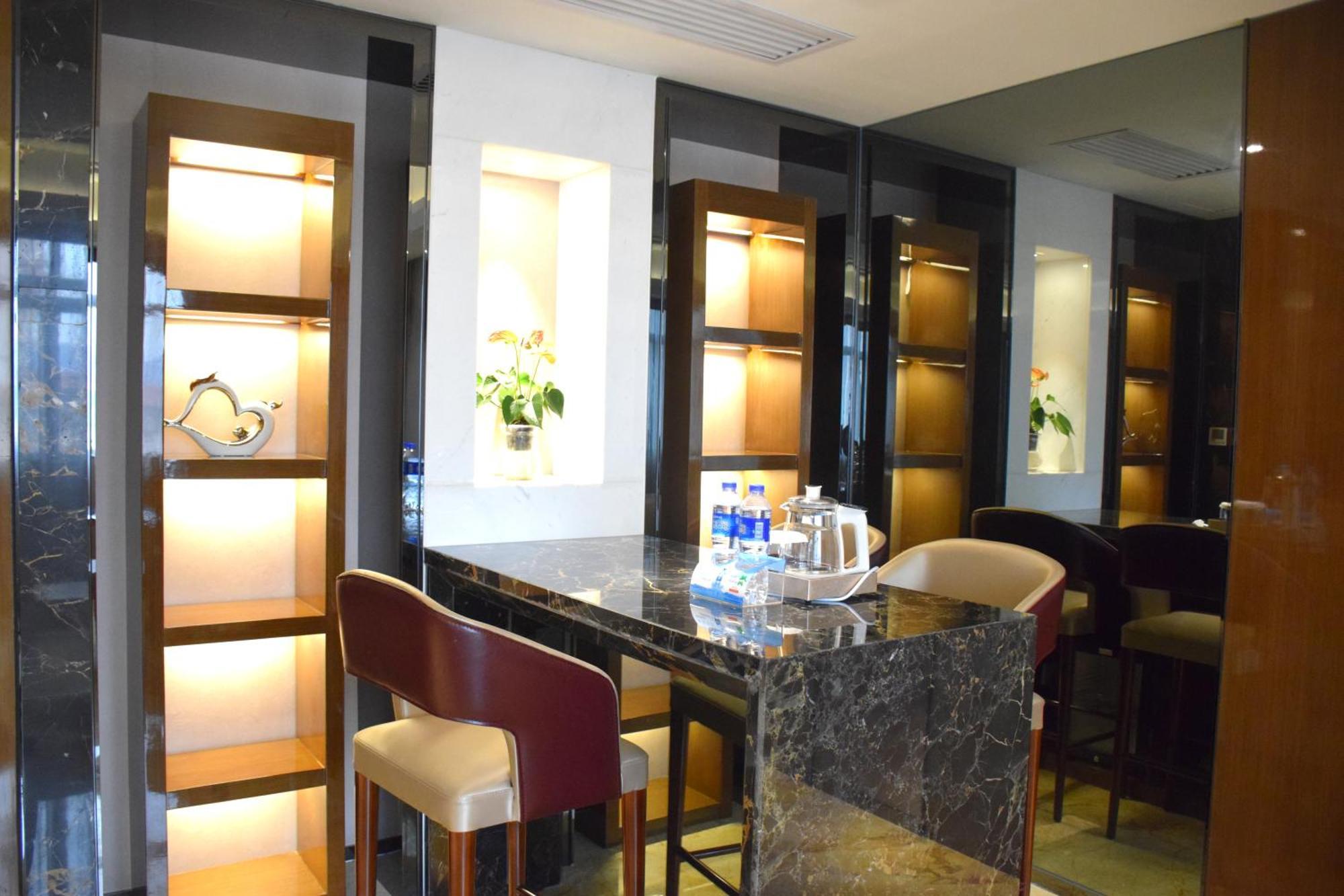 Ramada Foshan Hotel Εξωτερικό φωτογραφία
