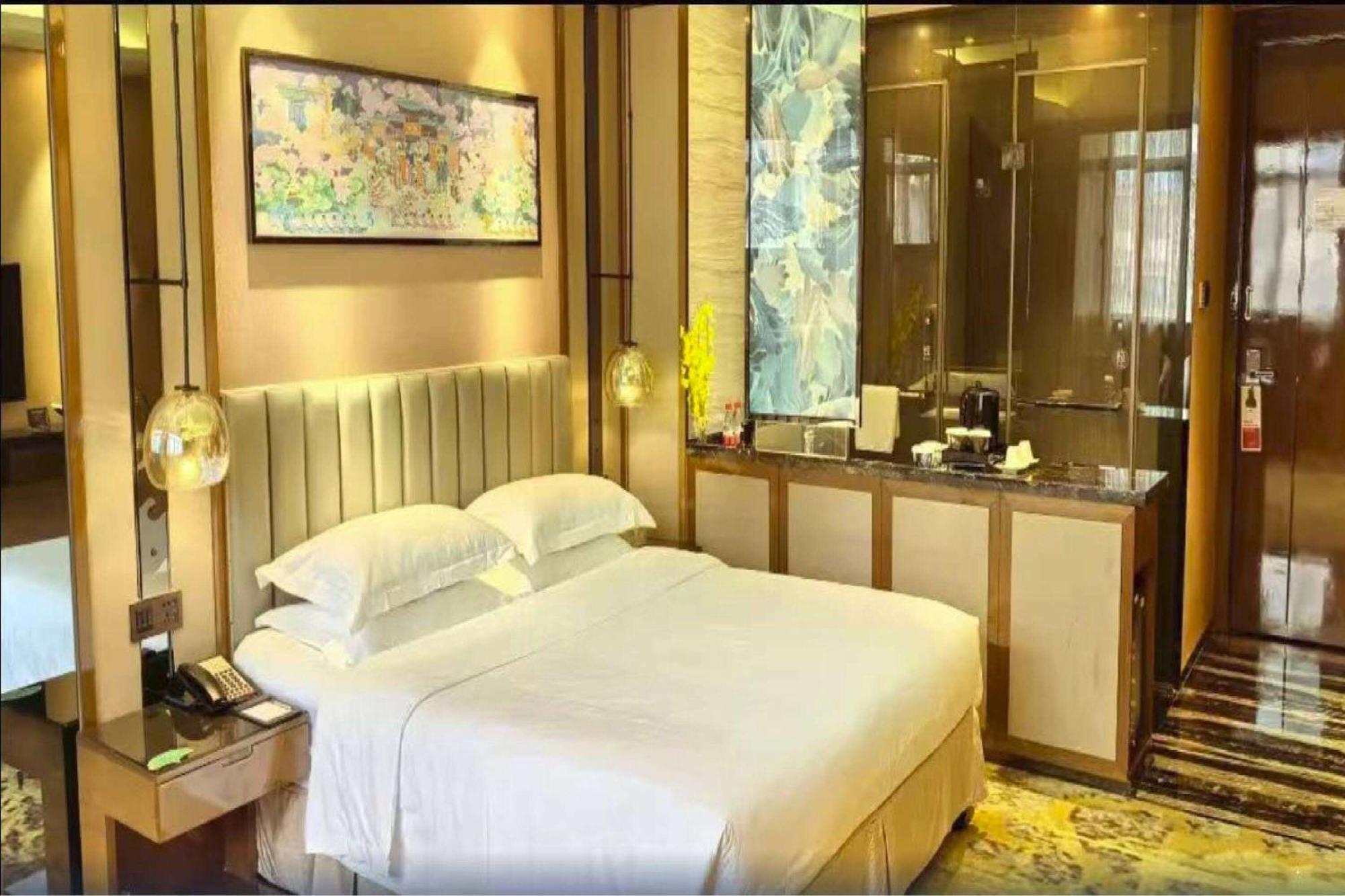 Ramada Foshan Hotel Εξωτερικό φωτογραφία