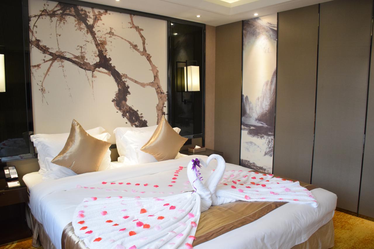 Ramada Foshan Hotel Εξωτερικό φωτογραφία